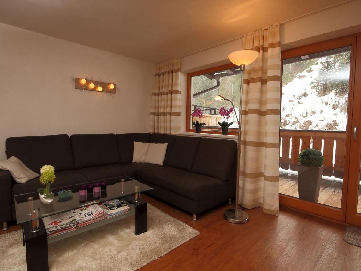Boutique Apartment In Brixen With Mountain View Brixen im Thale Luaran gambar